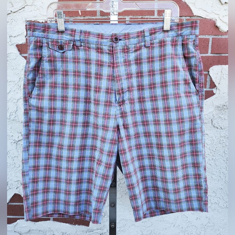 34 men J CREW plaid shorts classic fit 34w